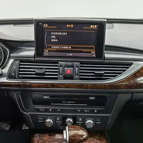 900x675_0_q87_c42_autohomecar__ChxpWGlGr9OAOoGcAAHLDLkFUwM105.jpg.webp Used Audi A6L 2015 TFSI Million Commemorative Intelligent Collar Model