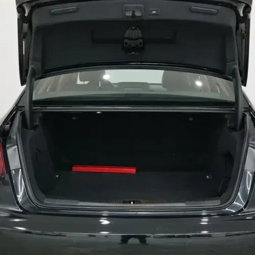 900x675_0_q87_c42_autohomecar__ChxpWGlGr9mADaE6AAFZxwEoUjA655.jpg.webp Used Audi A6L 2015 TFSI Million Commemorative Intelligent Collar Model