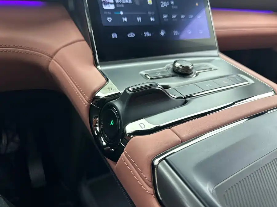 900x675_0_q87_c42_autohomecar__ChxpWGlHkRaAJy9YAAePLnZ45m0845.jpg.webp Used NIO EC6 2020 615KM Performance Edition