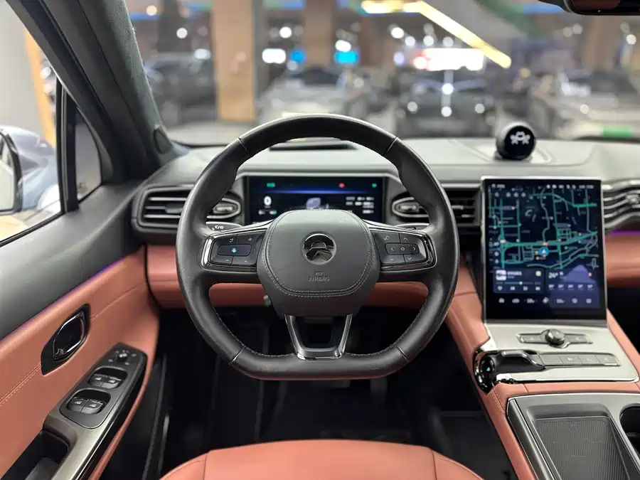 900x675_0_q87_c42_autohomecar__ChxpWGlHkReARrUEAAdl6sbapxg822.jpg.webp Used NIO EC6 2020 615KM Performance Edition