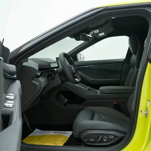 900x675_0_q87_c42_autohomecar__ChxpWGlHkwOAIahvAAEzEPRcpDc068.jpg.webp Used Xpeng P7 2025 702 Long Battery Life Ultra