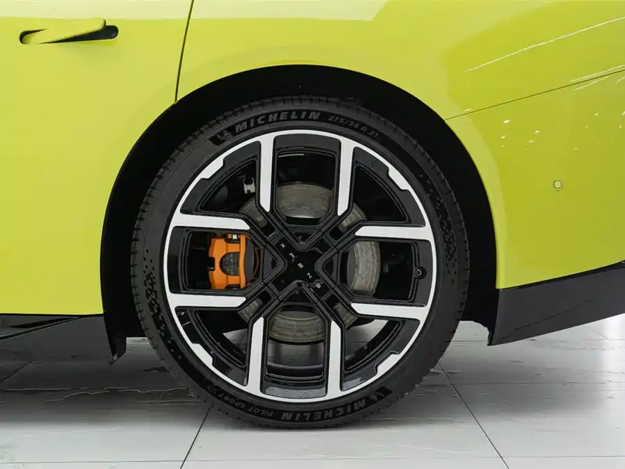 900x675_0_q87_c42_autohomecar__ChxpWGlHkwSAFVKcAAFNRpxTci4388.jpg.webp Used Xpeng P7 2025 702 Long Battery Life Ultra