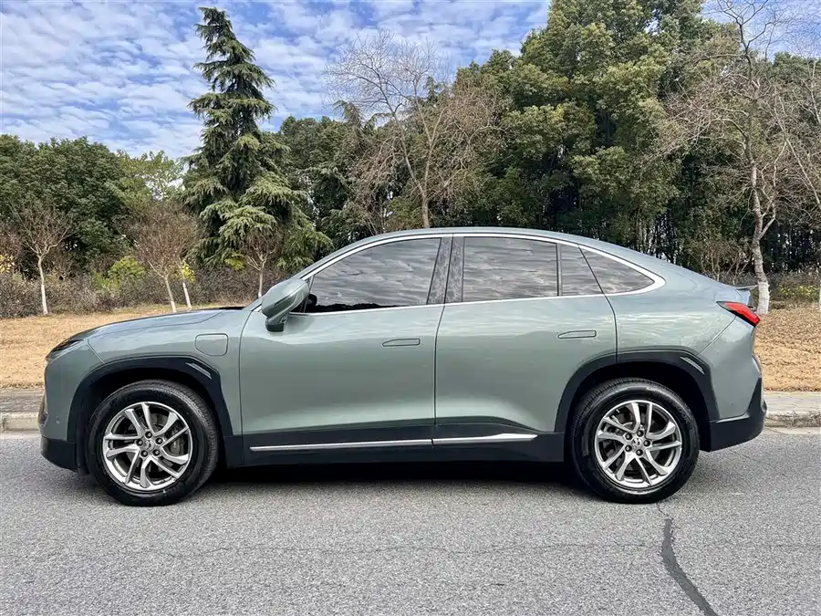 900x675_0_q87_c42_autohomecar__ChxpWGlI1syAV1M5AAQQNe5YFw4270.jpg.webp Used NIO EC6 2022 75kWh sports version