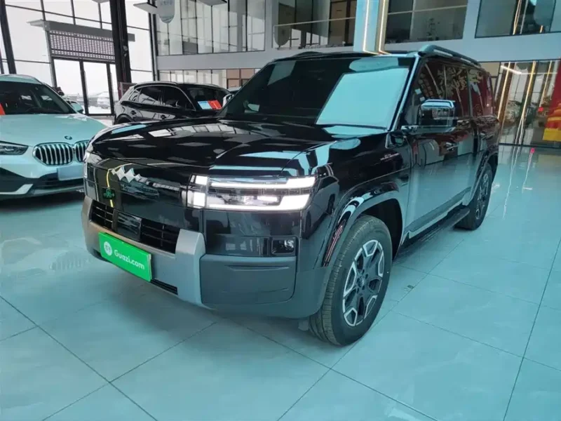 900x675_0_q87_c42_autohomecar__ChxpWGlIrtKAQ68vAAIMnNVWkZg158.jpg.webp Used BYD Leopard Titanium 7 2025 200KM two-wheel drive Max version