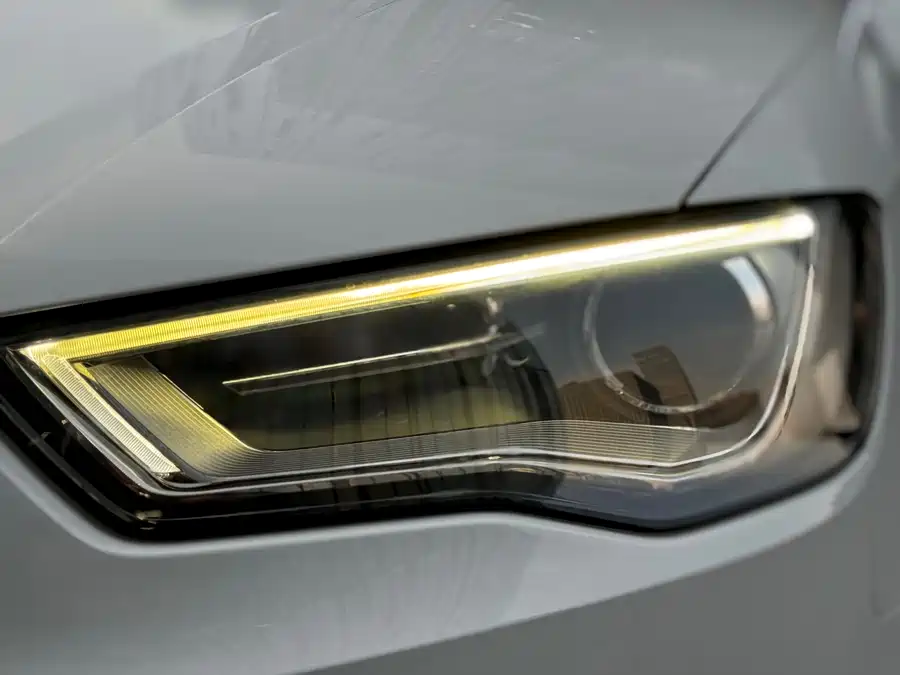 Used Audi A3 2015 Limousine 40 TFSI automatic luxury model