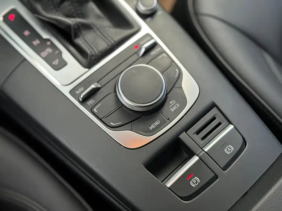 Used Audi A3 2015 Limousine 40 TFSI automatic luxury model