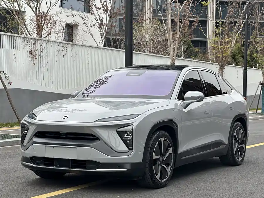 900x675_0_q87_c42_autohomecar__ChxpWGlJF6iAVlejAAmp6pZj9ug118.jpg.webp Used NIO EC6 2020 440KM Signature Edition