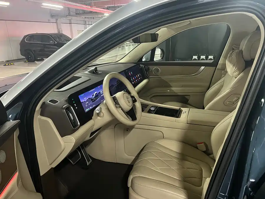 Used AITO M9 2024 extended range Ultra version 52kWh 6-seater version