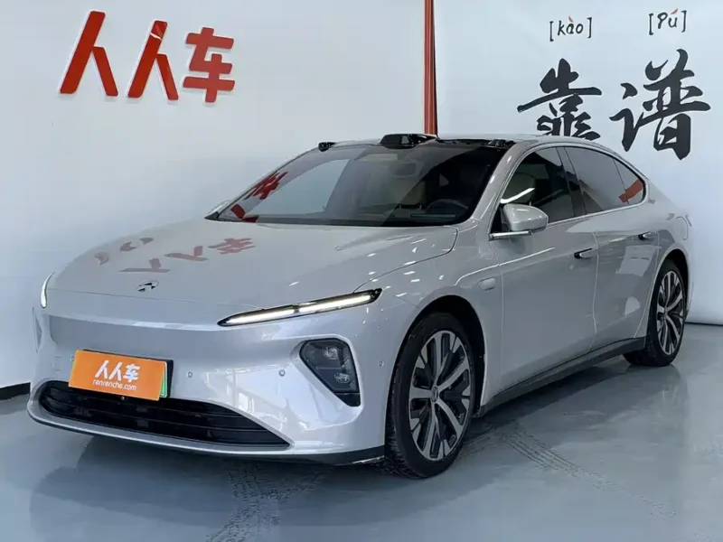 900x675_0_q87_c42_autohomecar__ChxpWGlKDTqAVr2NAAK4p2Eyfjw671.jpg.webp Used NIO ET7 2022 model 100kWh first edition