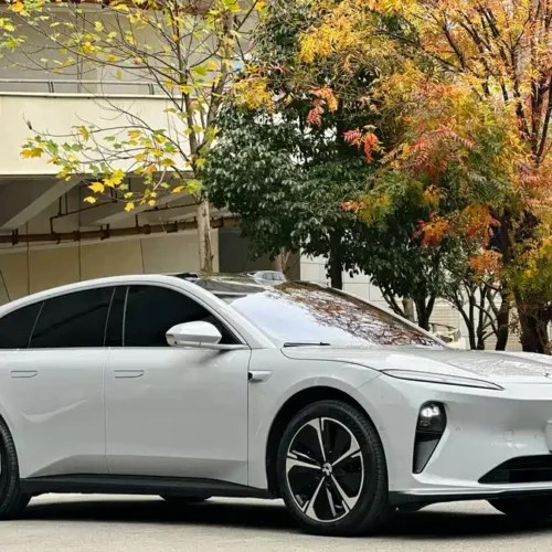 900x675_0_q87_c42_autohomecar__ChxpWGlKPaOAMI1QAAwJu9dQhQs287.jpg.webp Used NIO ET5T 2024 model 75kWh Touring