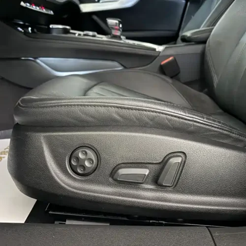 Used Audi A4L 2019 45 TFSI quattro personalized sports version National VI