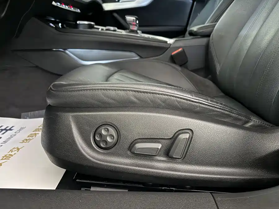 Used Audi A4L 2019 45 TFSI quattro personalized sports version National VI