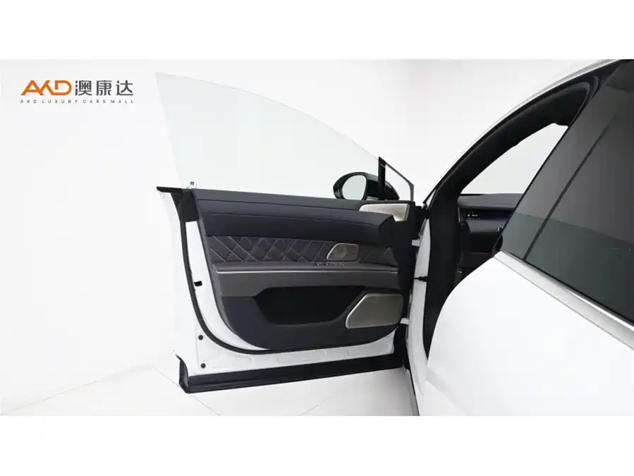 Used NIO ET9 2025 model 102kWh