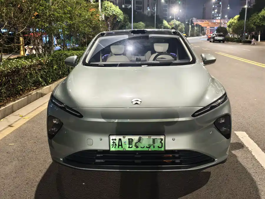 900x675_0_q87_c42_autohomecar__ChxpWGlKlIOAcic2AAgUE_eFyss480.jpg.webp Used NIO ET7 2022 model 75kWh