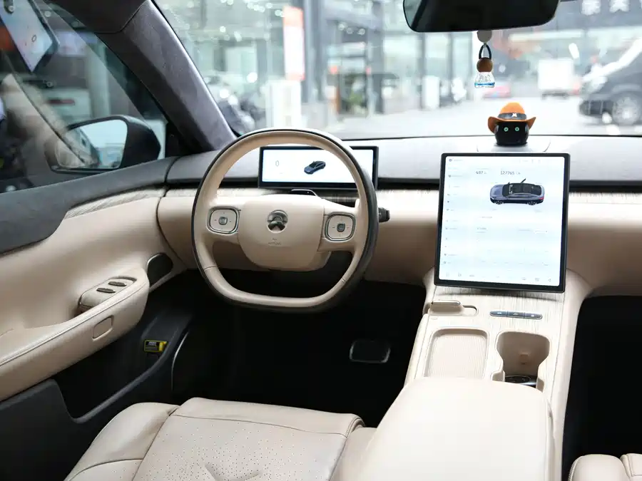 900x675_0_q87_c42_autohomecar__ChxpWGlLRD2Ac80OAAVf6qxBulg143.jpg.webp Used NIO ET7 2022 model 100kWh first edition