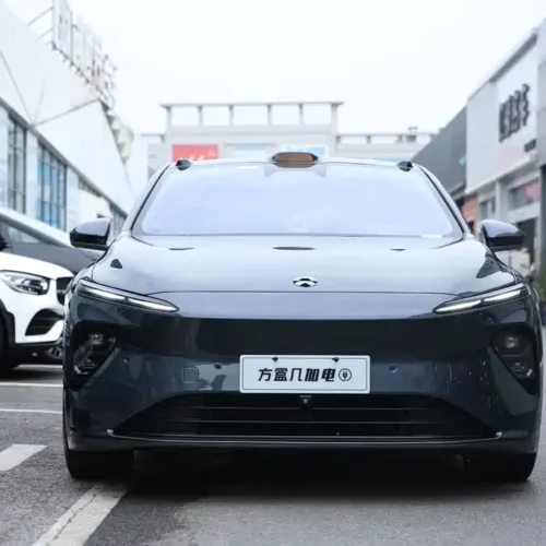 900x675_0_q87_c42_autohomecar__ChxpWGlLRDyAIpeZAAb0d3MqVmQ101.jpg.webp Used NIO ET7 2022 model 100kWh first edition