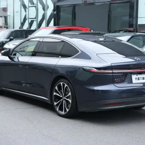 900x675_0_q87_c42_autohomecar__ChxpWGlLRDyANHJTAAn1rdPkURw566.jpg.webp Used NIO ET7 2022 model 100kWh first edition
