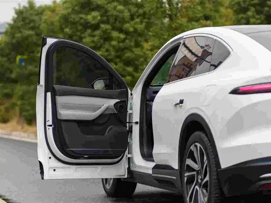 Used NIO EC6 2024 model 75kWh