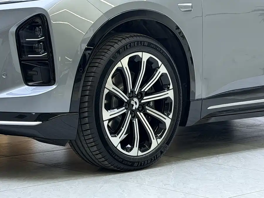 Used NIO ES6 2025 model 75kWh