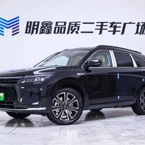 900x675_0_q87_c42_autohomecar__ChxpWGlLZ8yARKZTAAHP2cycB6Q119.jpg.webp Used HUAWEI AITO M7 2024 1.5T Smart Driving Rear Drive Pro Version 5 Seats