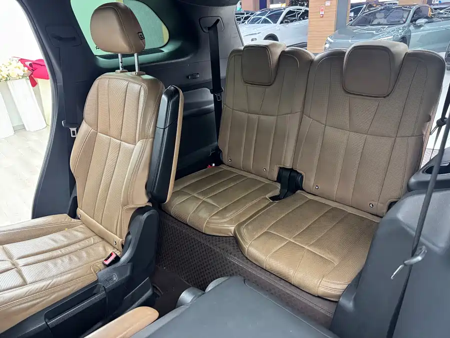 900x675_0_q87_c42_autohomecar__ChxpWGlLbZiAWV3CAAqiBoF0Mdk677.jpg.webp Used NIO ES8 2022 model 100kWh signature version six seats