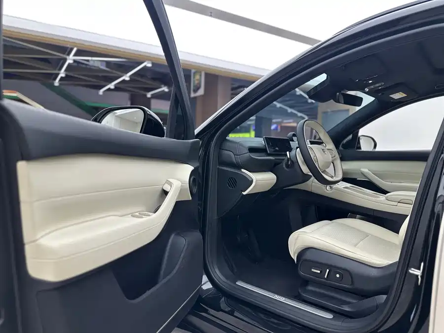 Used NIO ES6 2024 model 75kWh