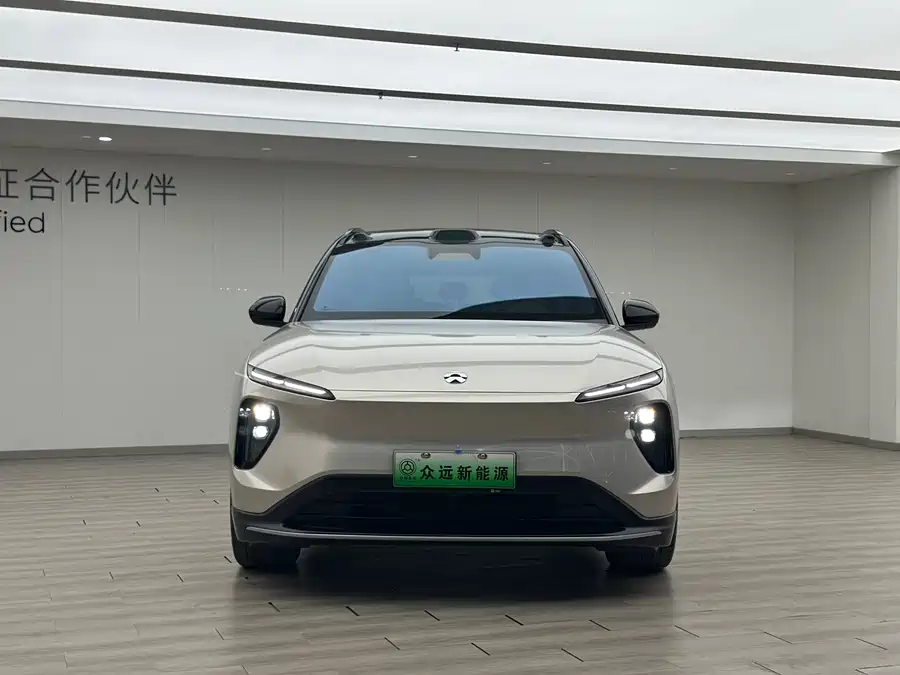 Used NIO ES6 2024 model 75kWh