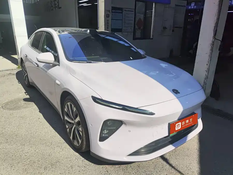 900x675_0_q87_c42_autohomecar__ChxpWGlM6HiAdKF-AAMOcvj4FlY804.jpg.webp Used NIO ET7 2022 model 100kWh first edition