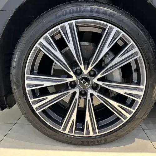 900x675_0_q87_c42_autohomecar__ChxpWGlMpBCAPnWSAAsA7pr50aw642.jpg.webp Used Audi A6L 2025 45 TFSI Premium Dynamic Model