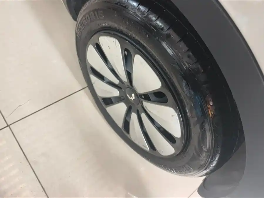 Used Wuling Bingo 2023 model 333km Yuexiang model