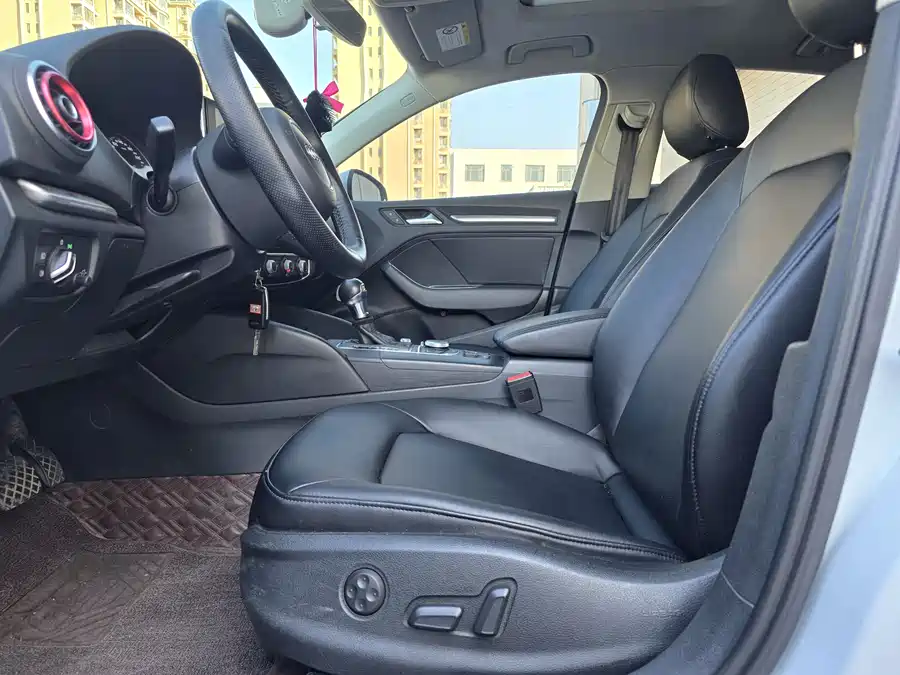 Used Audi A3 2016 Limousine 35 TFSI LinkedIn type