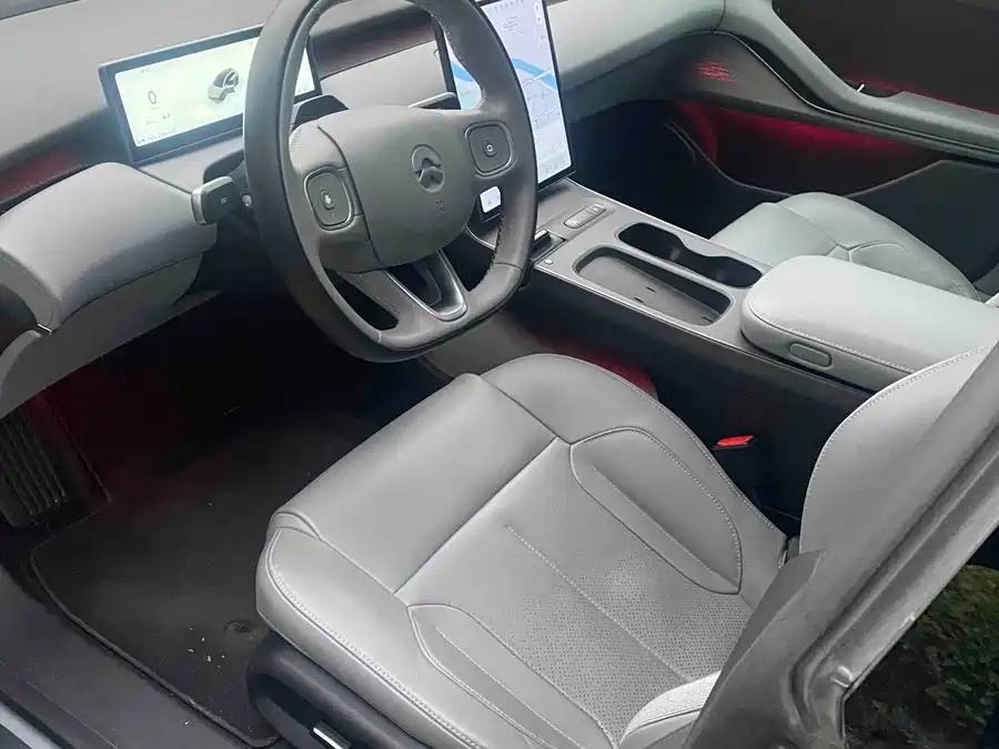 900x675_0_q87_c42_autohomecar__ChxpWGlNA4SASK0OAAhDkc0Xkwg561.jpg.webp Used NIO ET5T 2023 75kWh Touring