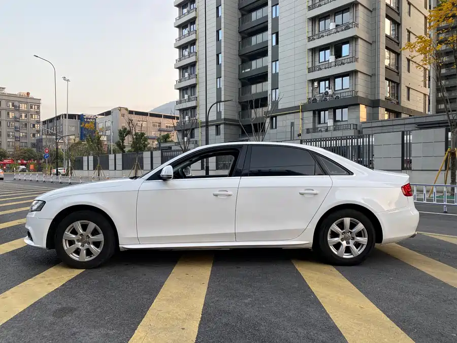 Used Audi A4L 2012 2.0 TFSI automatic luxury model
