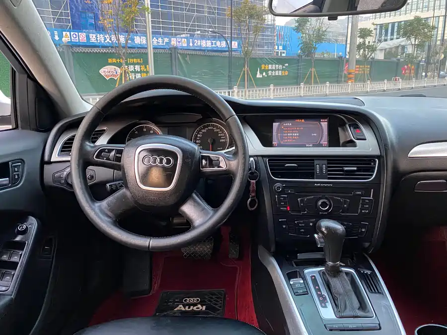 Used Audi A4L 2012 2.0 TFSI automatic luxury model