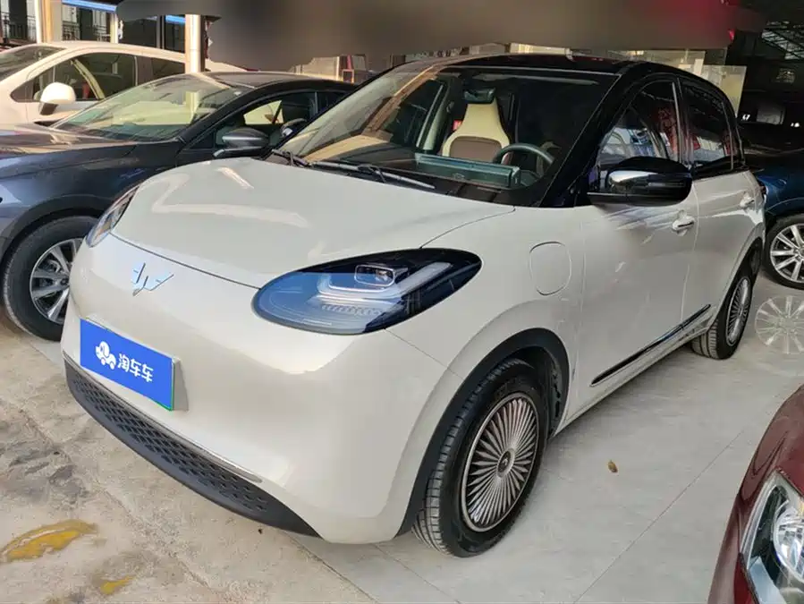 Used Wuling Bingo 2024 model 333km Lingxi Internet model