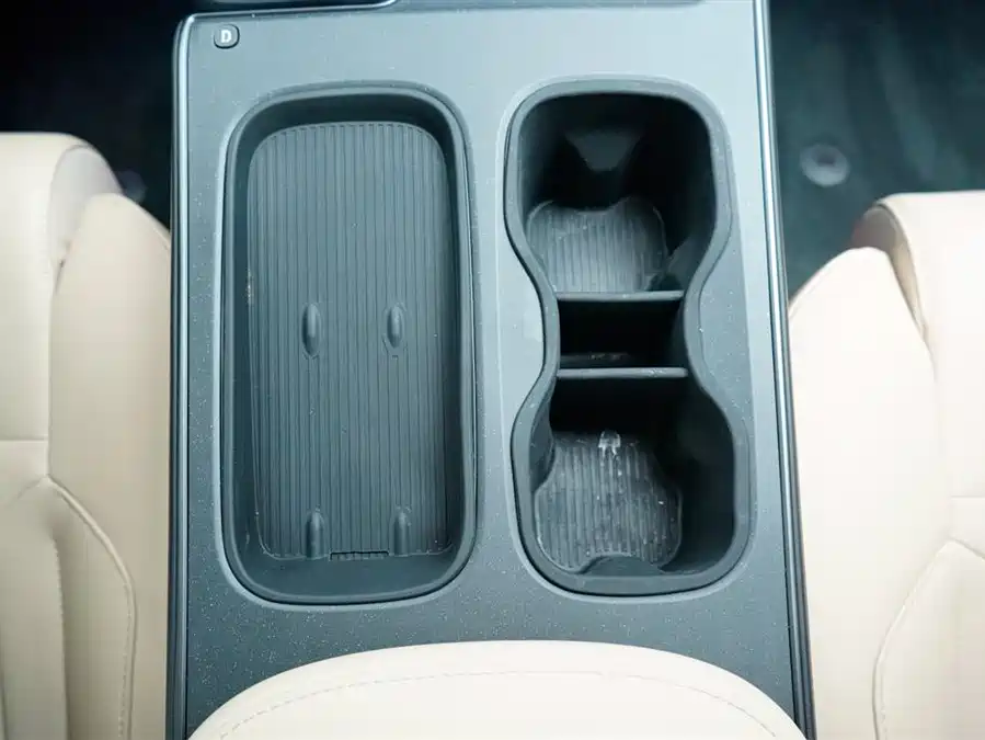 900x675_0_q87_c42_autohomecar__ChxpWGlOPleANMfSAAExdVjWVj0597.jpg.webp Used NIO ET5T 2023 75kWh Touring