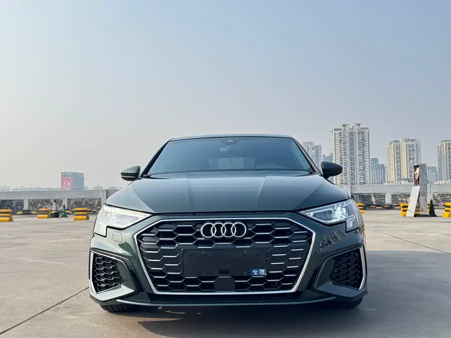 900x675_0_q87_c42_autohomecar__ChxpWGlQnJeAWiU7AAZwAJiNJ2k160.jpg.webp Used Audi A3 2022 Sportback 35 TFSI stylish and sporty