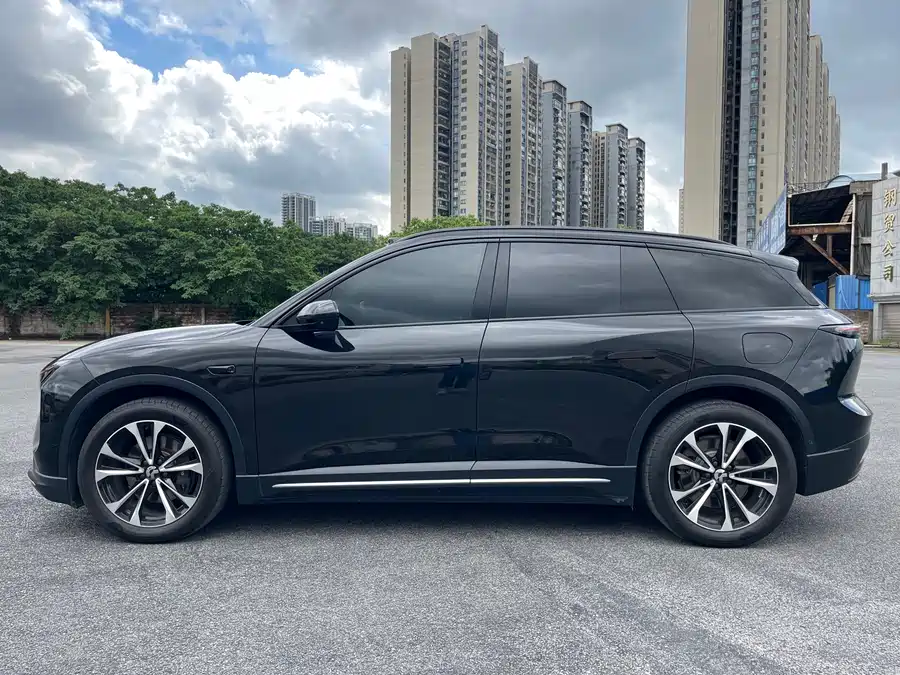 Used NIO ES6 2023 model 75kWh