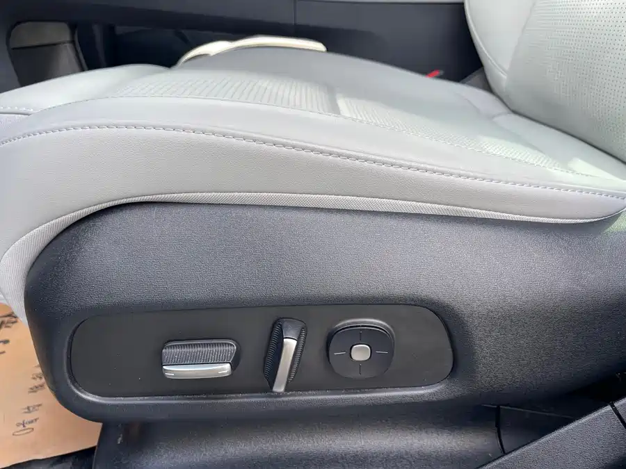 Used NIO ES6 2023 model 75kWh