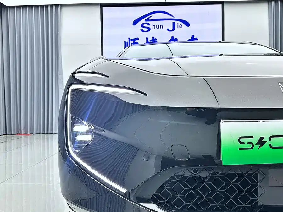 900x675_0_q87_c42_autohomecar__Chto52j4dfCARd10AAdi6frWAA4238.jpg.webp Used Avita 12 2025 Ultra range extended version