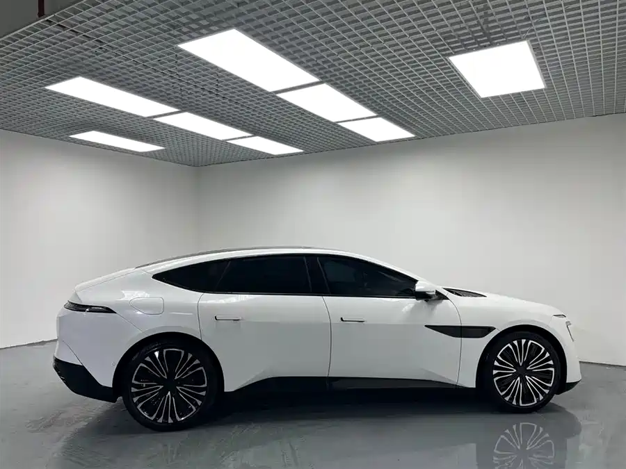 900x675_0_q87_c42_autohomecar__Chto52j57D6ATL7HAAG5Zqeyxxo843.jpg.webp Used Avita 12 2025 Ultra range extended version