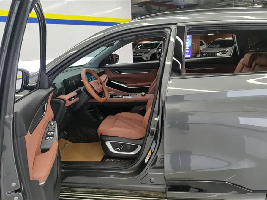 Used Changan CS75PLUS 2023 third generation 1.5T automatic premium model