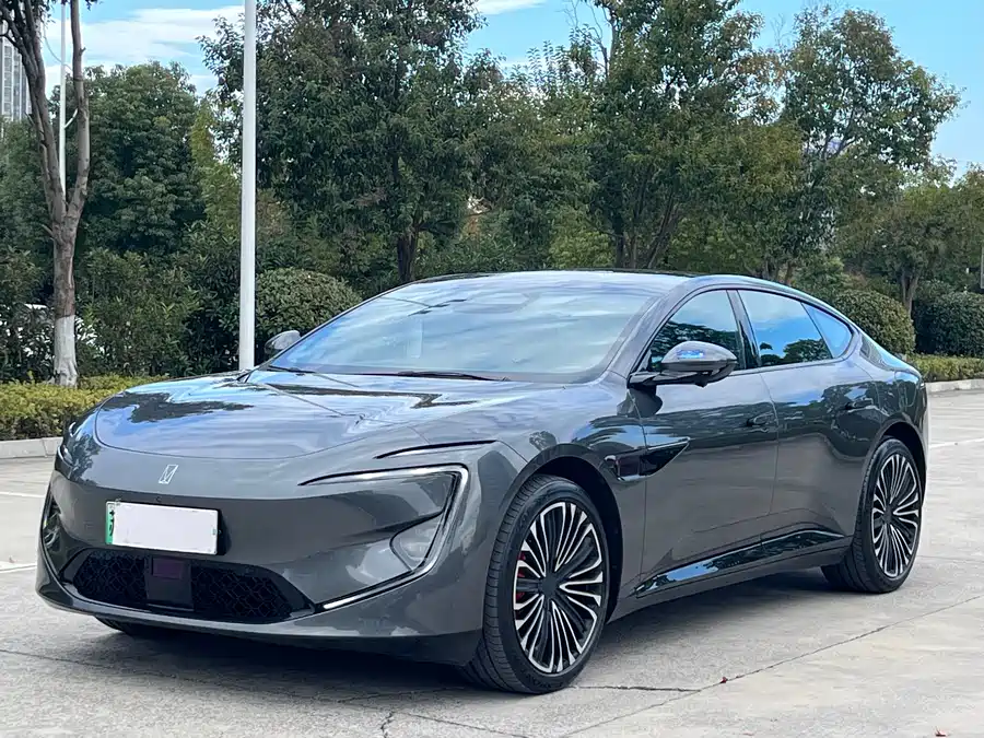 900x675_0_q87_c42_autohomecar__Chto52ki3ZeAAuZdAAydFpKFAEo661.jpg.webp Used Avita 12 2025 Ultra range extended version