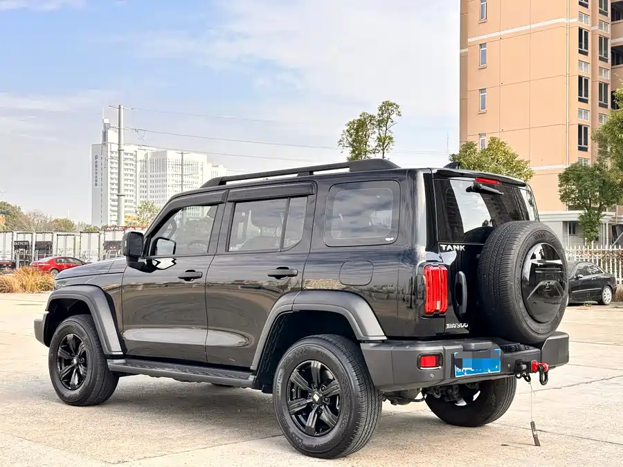 900x675_0_q87_c42_autohomecar__Chto52kimUSAdJzwAAr2YynOOV0535.jpg.webp Used GWM Tank 300 2023 Off-Road Version 2.0T Conqueror