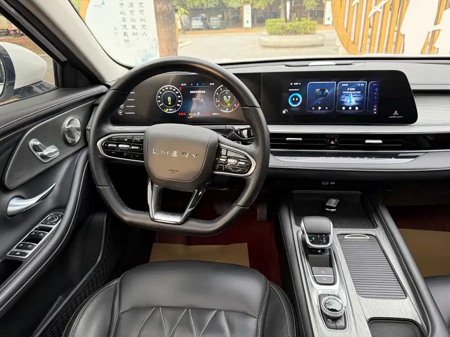 900x675_0_q87_c42_autohomecar__Chto52kpGKmAE5waAAkeJ8DjOg8123.jpg.webp Used Chery Arrizo 8 2023 model 1.6T DCT Yi