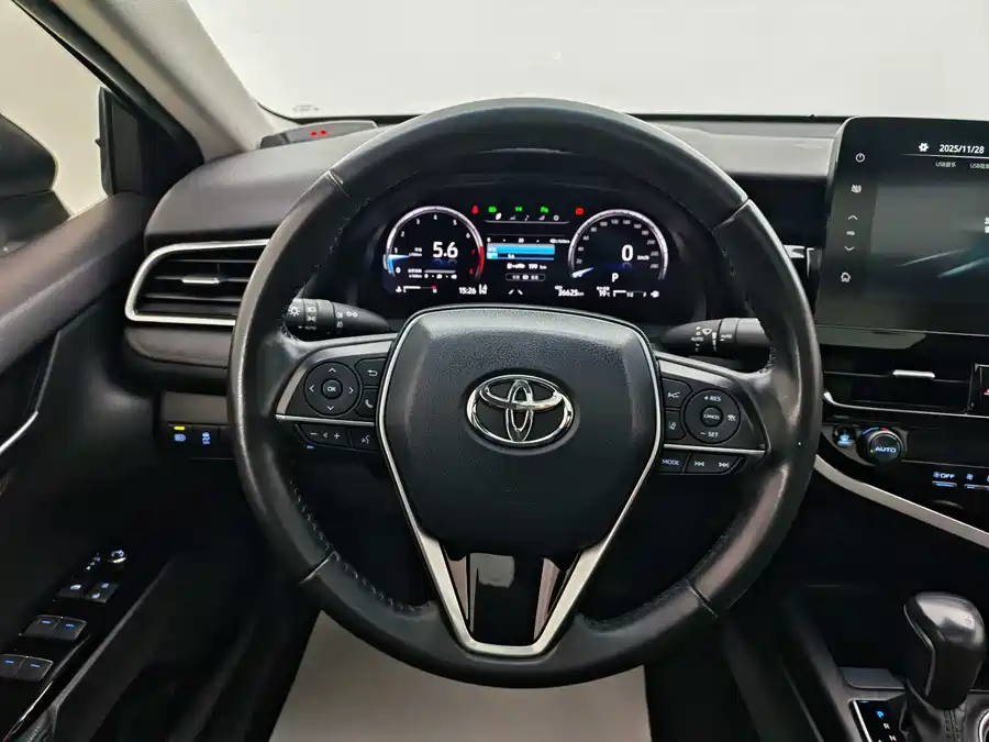 900x675_0_q87_c42_autohomecar__Chto52kqsROAZw27AAKhfOZUWc8304.jpg.webp Used Camry 2021 2.5G Deluxe Edition