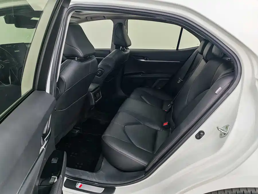900x675_0_q87_c42_autohomecar__Chto52kqsRSAbNKIAAKZEajDaS8636.jpg.webp Used Camry 2021 2.5G Deluxe Edition
