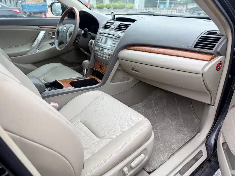 900x675_0_q87_c42_autohomecar__Chto52kr-cuAchsfAAkHHY6-cwI088.jpg.webp Used Camry 2010 240G Deluxe Edition