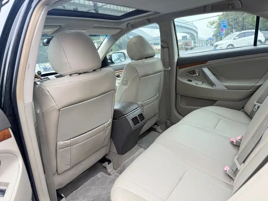 900x675_0_q87_c42_autohomecar__Chto52kr-lmAaKF1AAfACRCf8f8928.jpg.webp Used Camry 2010 240G Deluxe Edition