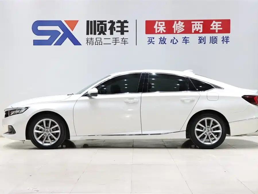 900x675_0_q87_c42_autohomecar__Chto52kwCiKAbgFMAAEbI3ZcVGs644.jpg.webp Used Accord 2022 260TURBO Deluxe Edition